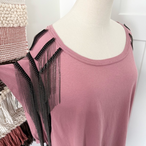 Free People x Tricia Fix Metal Fringe Relaxed T-Shirt Pink Sz L NWT - Picture 4 of 11